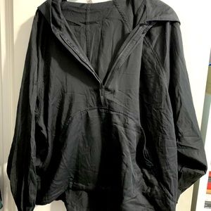 Lululemon City Stroll Hoodie
Black Size 8